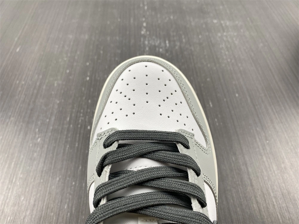 Nike Dunk Low Light Smoke Grey (W) - DD1503-117