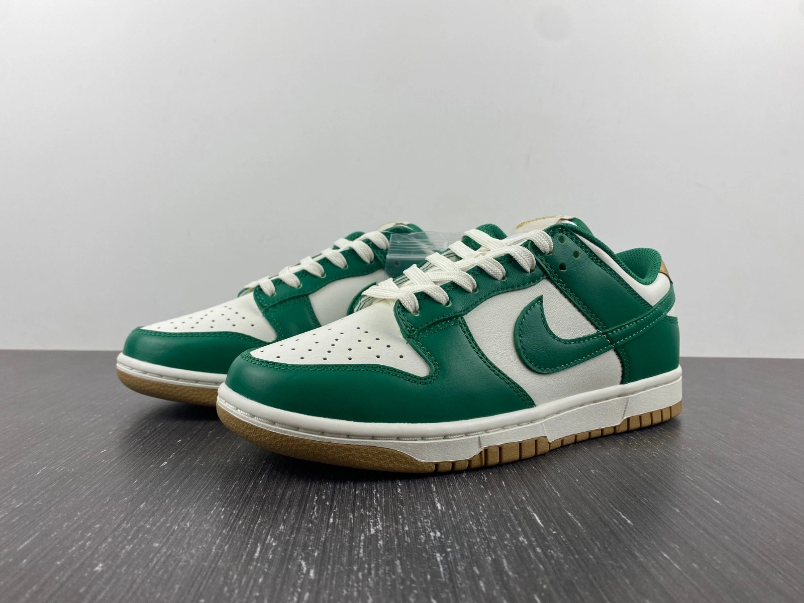 Nike Dunk Low Malachite University Gold (W) FB7173-131