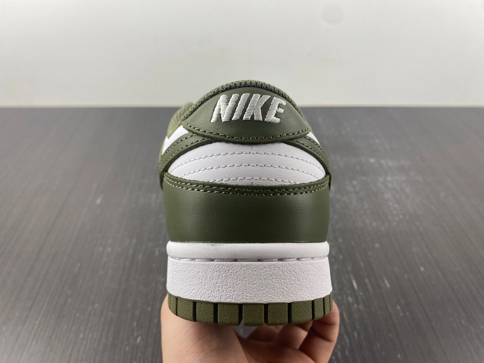 Nike Dunk Low Medium Olive (W) - DD1503-120