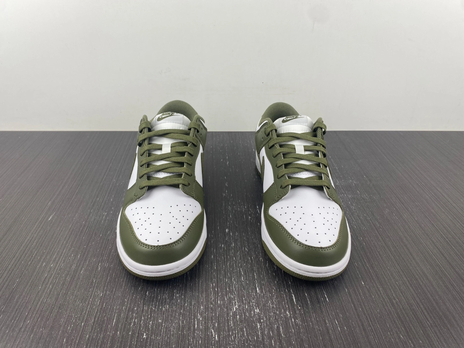 Nike Dunk Low Medium Olive (W) - DD1503-120