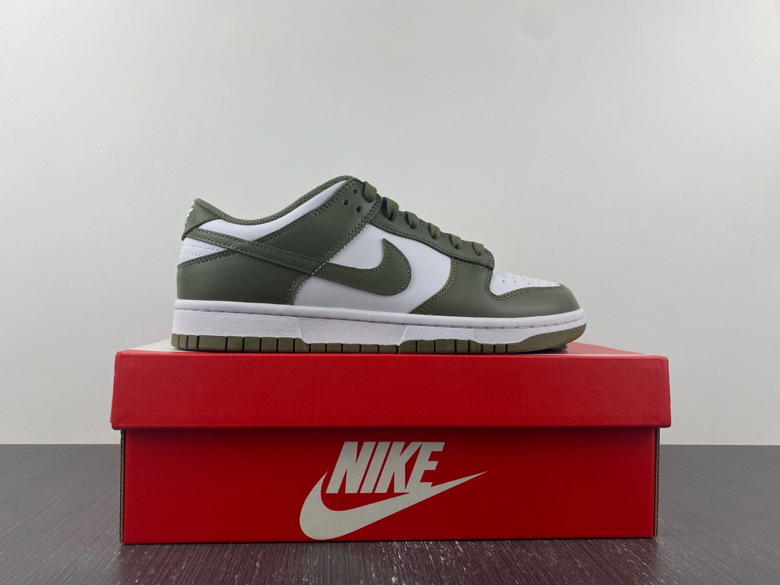Nike Dunk Low Medium Olive (W) - DD1503-120