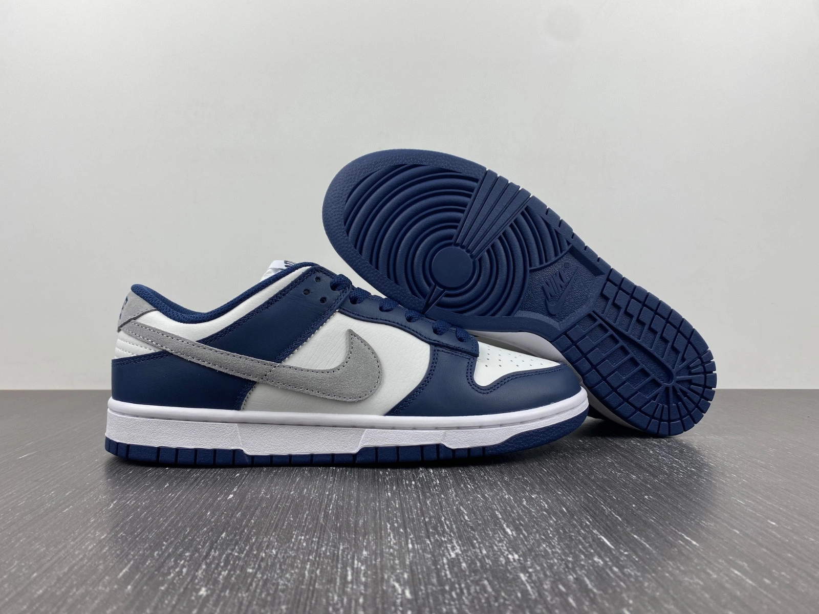 Nike Dunk Low Midnight Navy FD9749-400