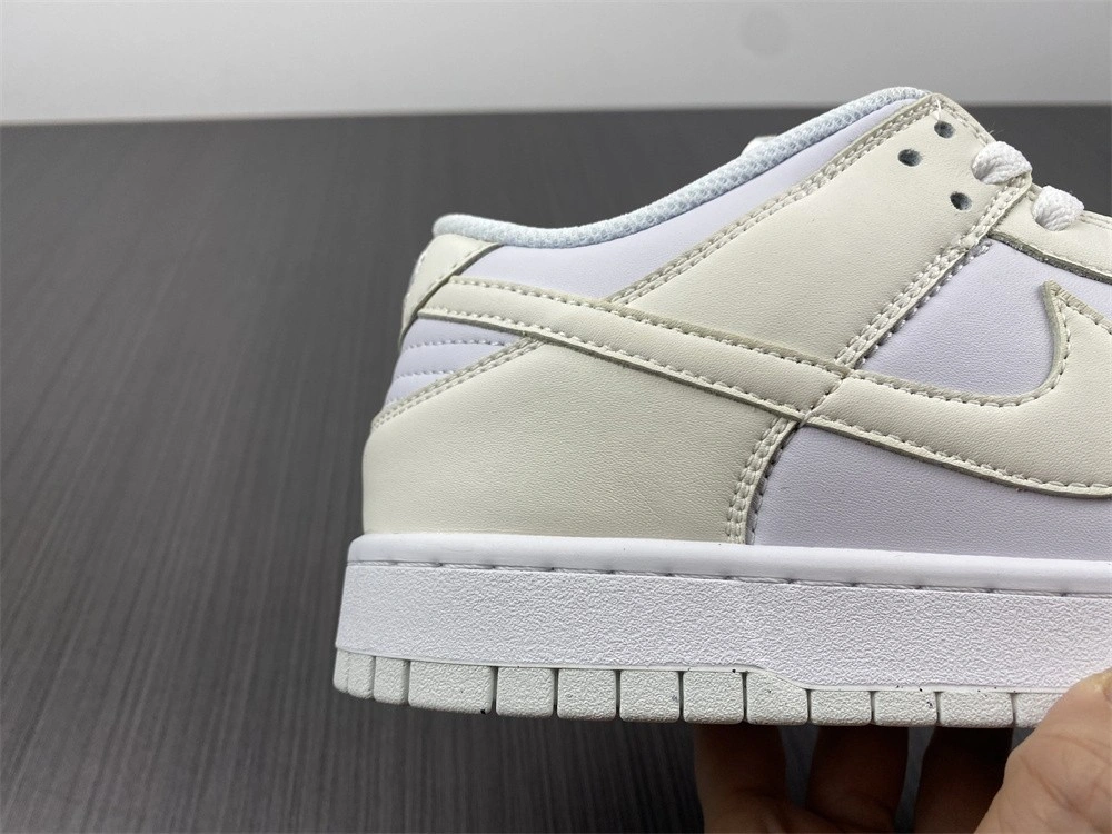Nike Dunk Low Move To Zero Sail (W) - DD1873-101