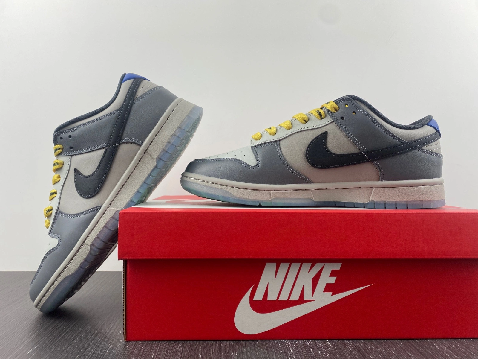 Nike Dunk Low North Carolina A&T - DR6187-001