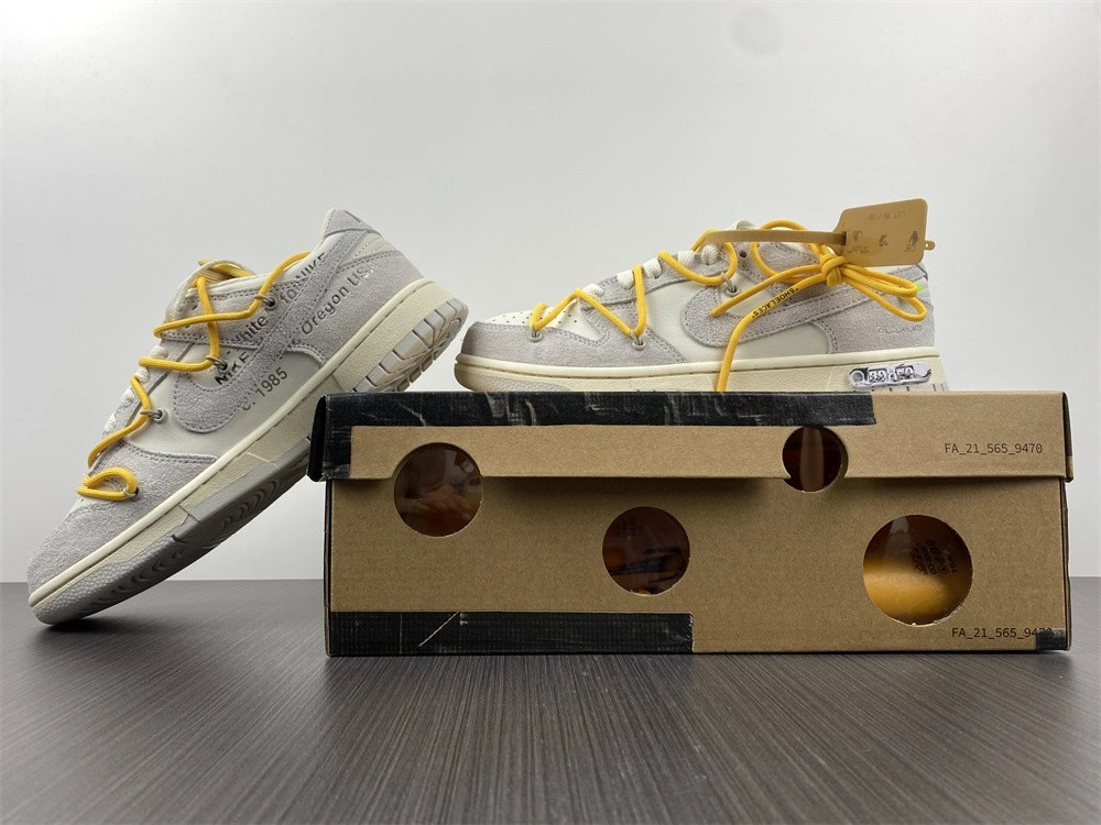 Nike Dunk Low OWT Lot 39 - DJ0950-109
