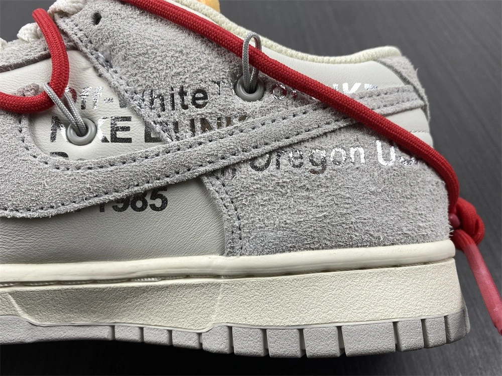 Nike Dunk Low OWT Lot 40 - DJ0950-103