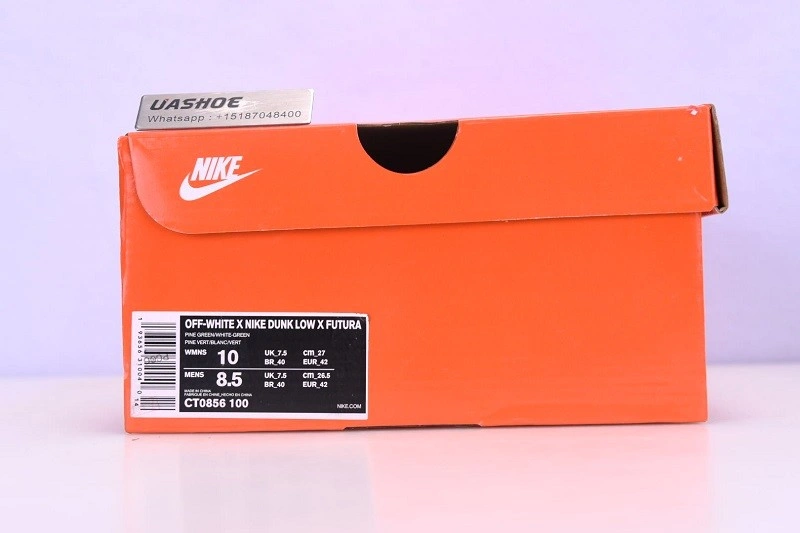 Nike Dunk Low OWT Pine Green   CT0856-100