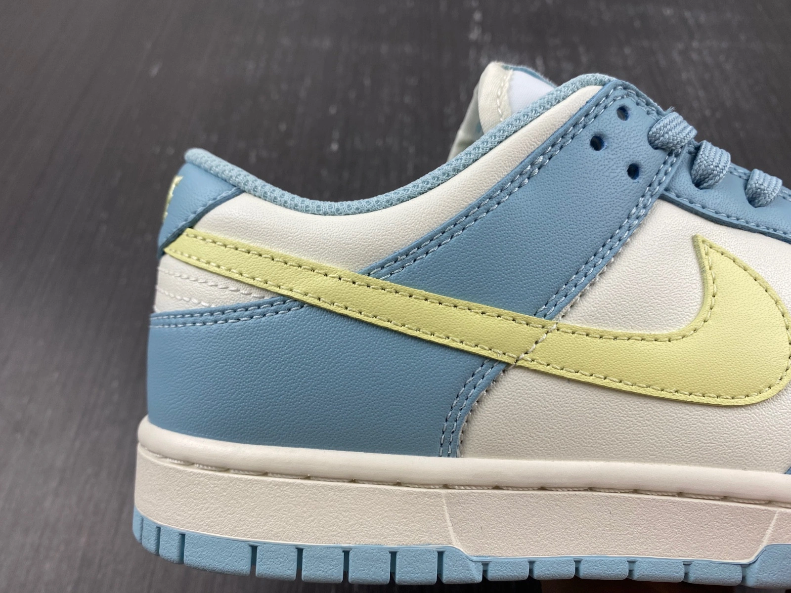 Nike Dunk Low Ocean Bliss Citron Tint (Women's)  DD1503 123