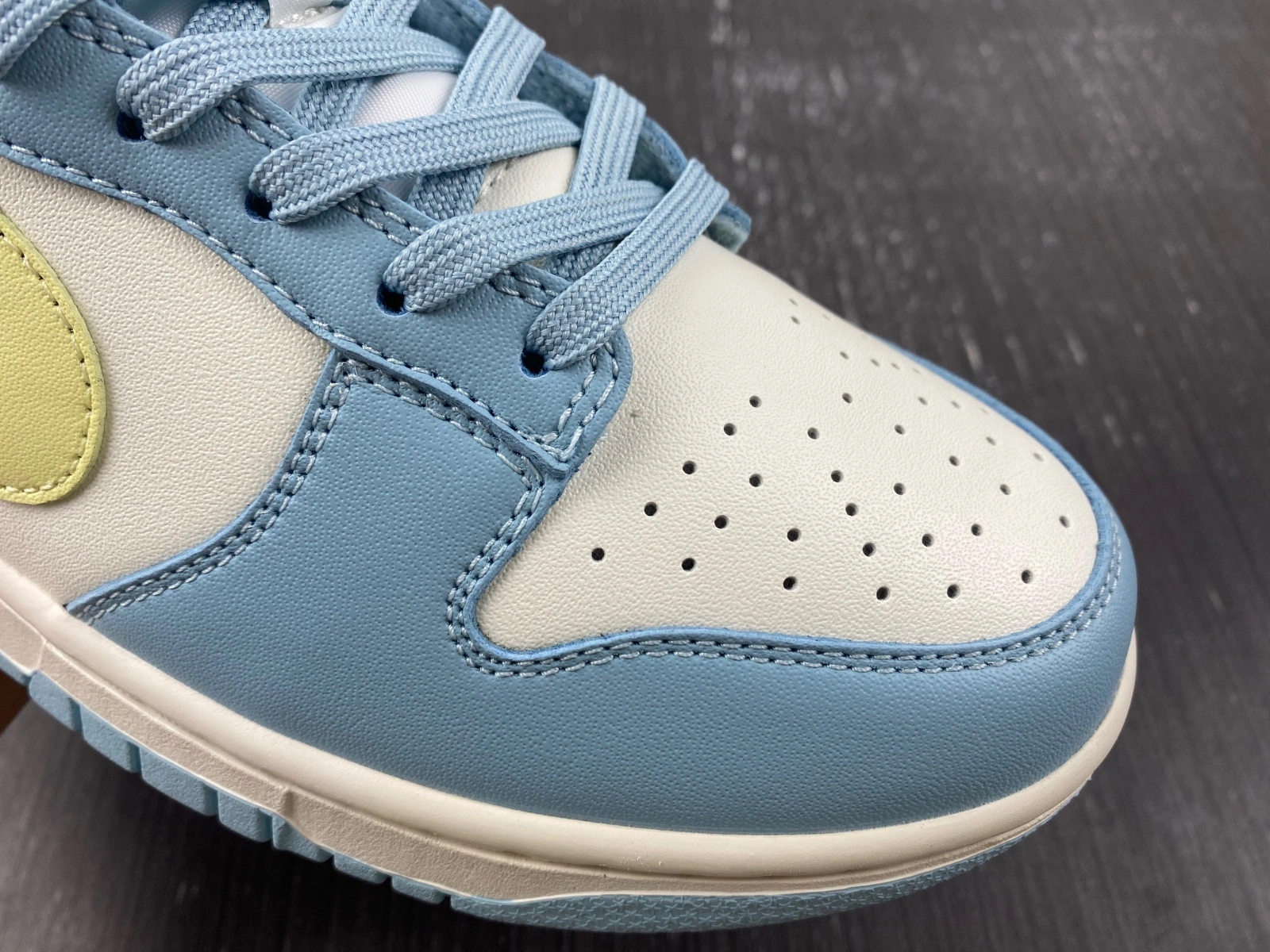 Nike Dunk Low Ocean Bliss Citron Tint (Women's)  DD1503 123