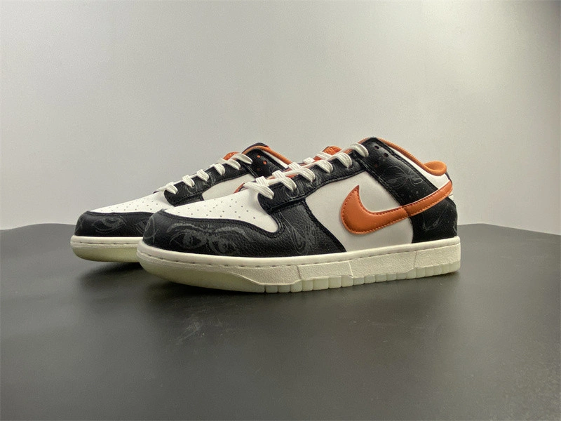 Nike Dunk Low PRM Halloween (2021) - DD3357-100