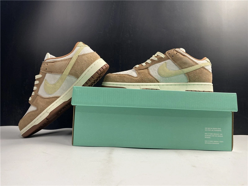 Nike Dunk Low PRM 