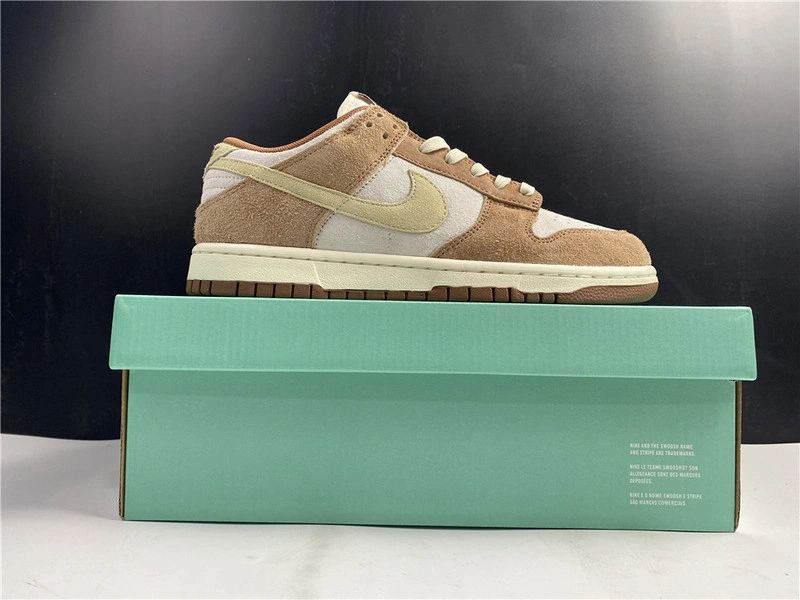 Nike Dunk Low PRM 
