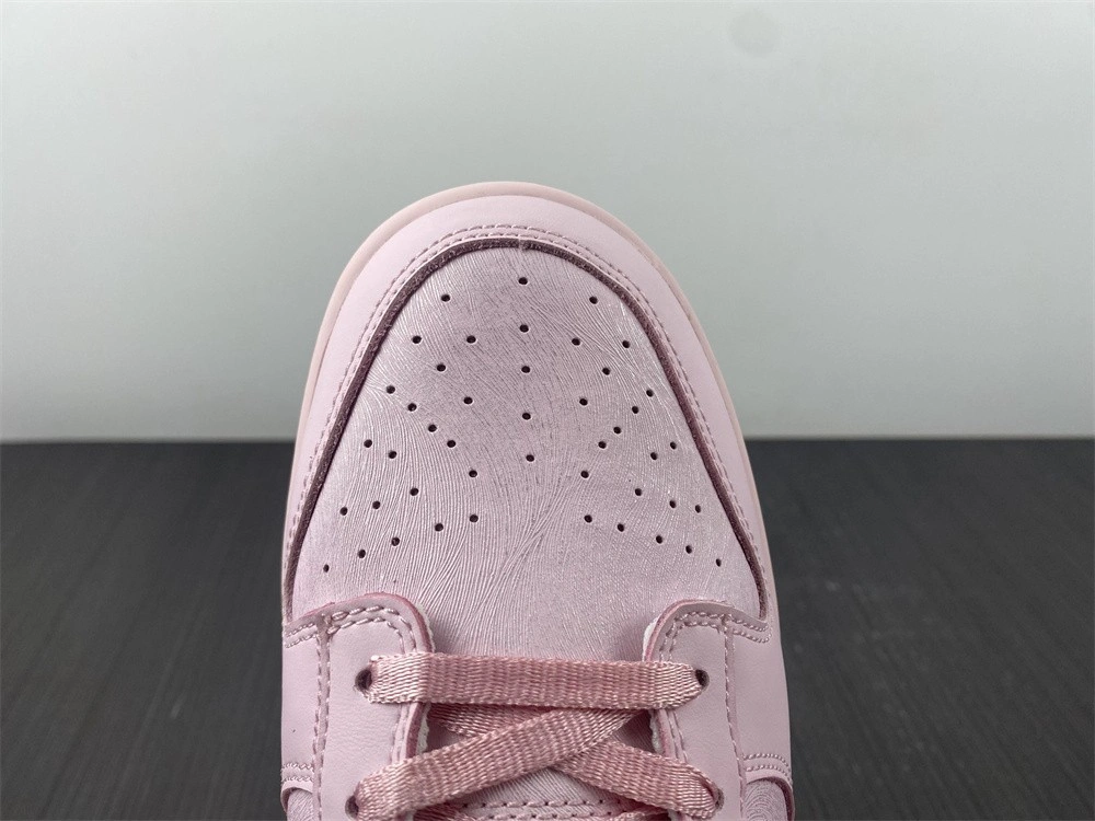 Nike Dunk Low Pink (GS) - 921803-601