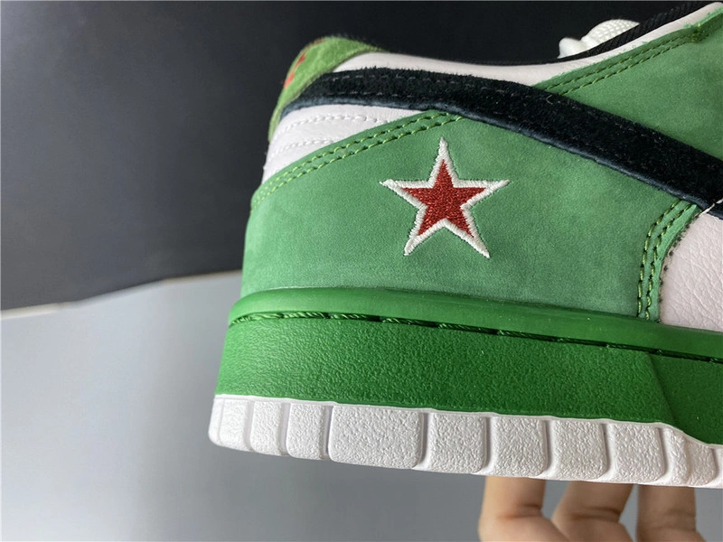Nike Dunk Low Pro SB   heineken 304292-302