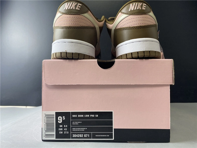 Nike Dunk Low Pro SB Stussy   304292 671