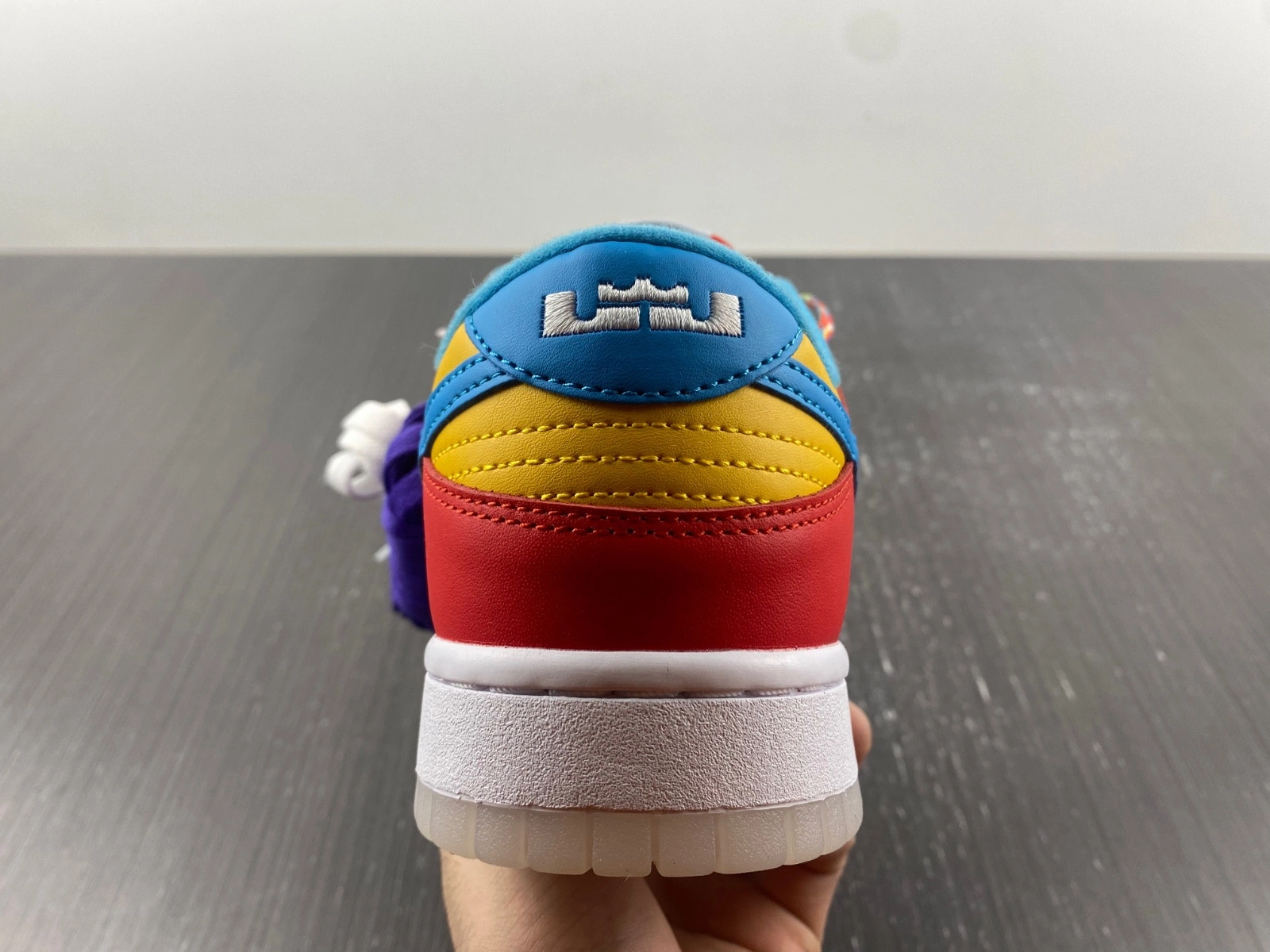 Nike Dunk Low QS LeBron James Fruity Pebbles  DH8009-600