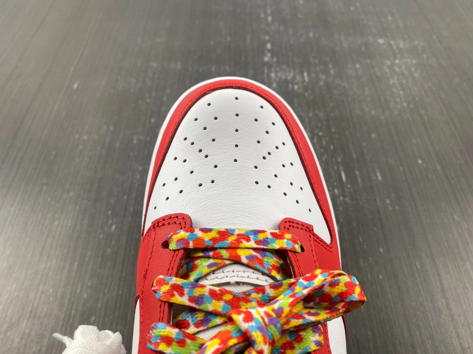 Nike Dunk Low QS LeBron James Fruity Pebbles  DH8009-600