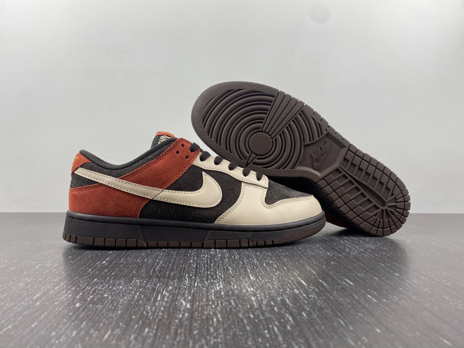 Nike Dunk Low Red Panda FV0395-200