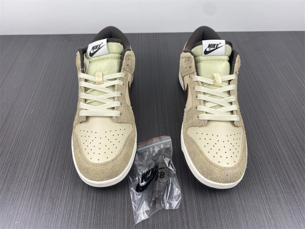 Nike Dunk Low Retro PRM Animal Pack Giraffe  DH7913-200