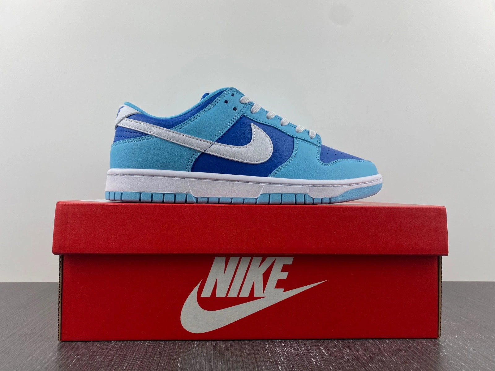 Nike Dunk Low Retro QS Argon (2022)  DM0121-400