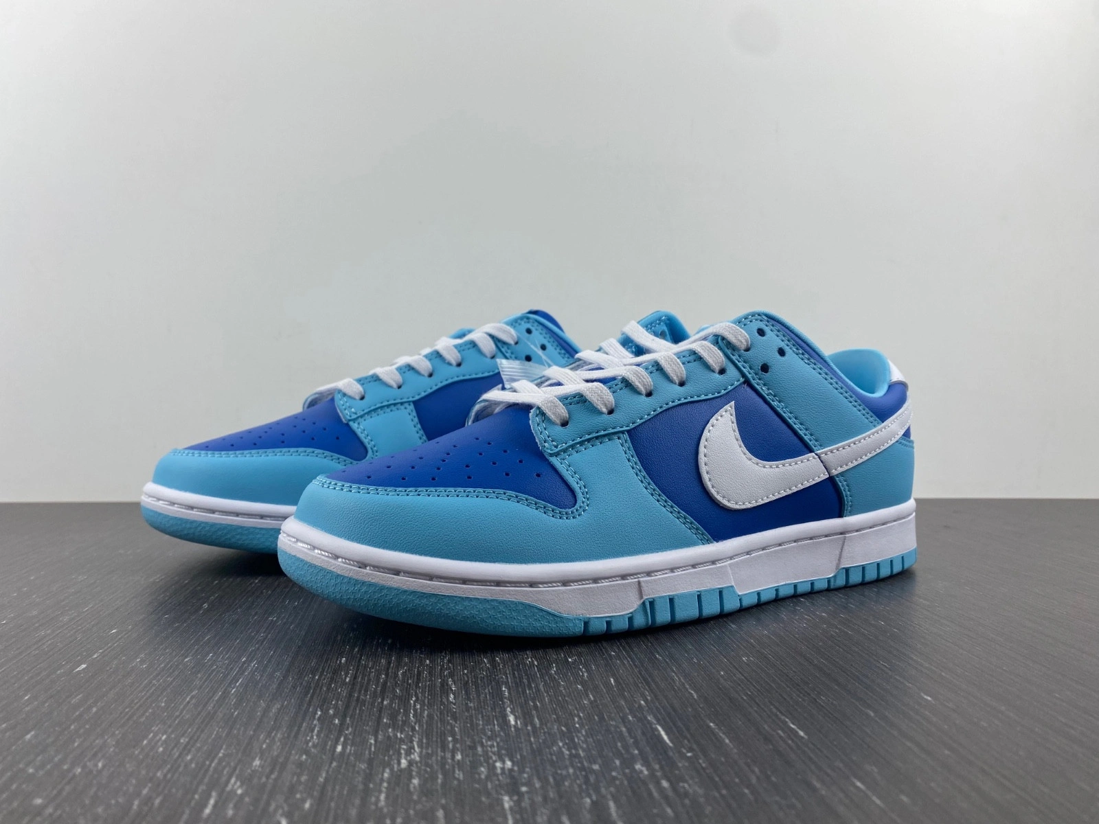 Nike Dunk Low Retro QS Argon (2022)  DM0121-400
