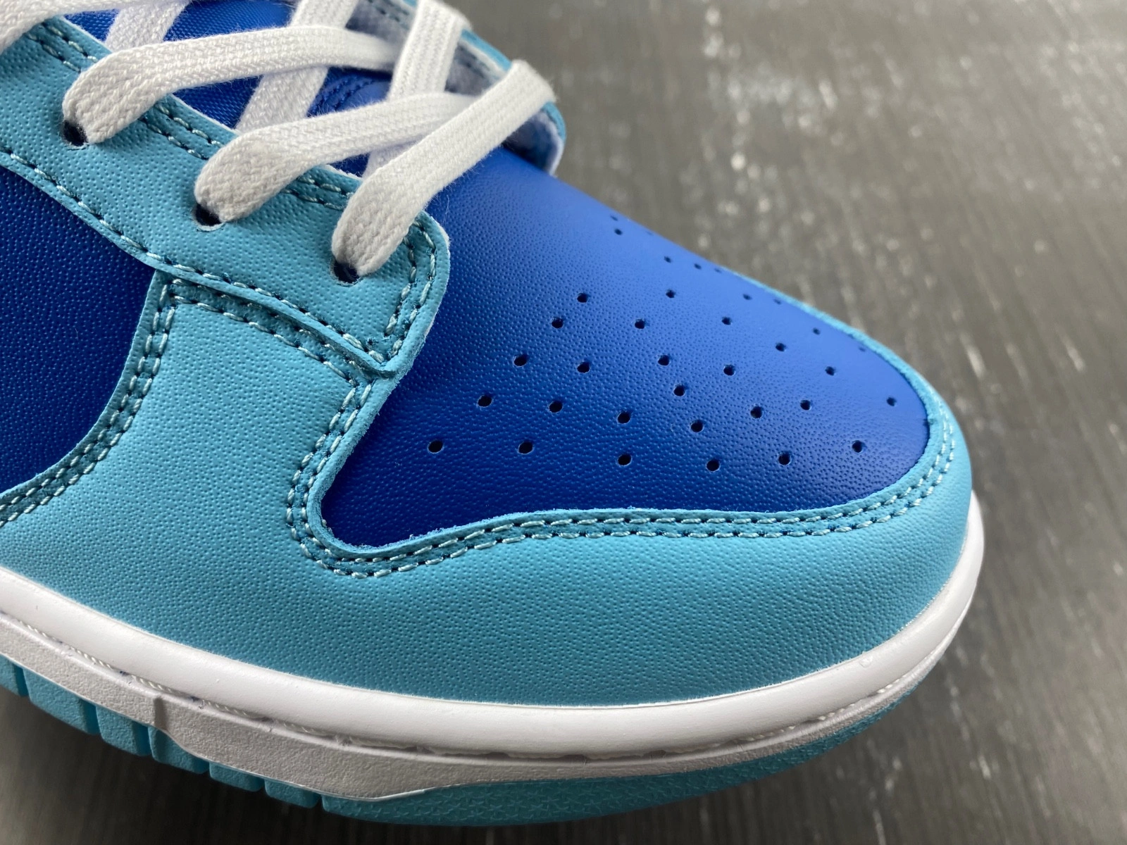 Nike Dunk Low Retro QS Argon (2022)  DM0121-400