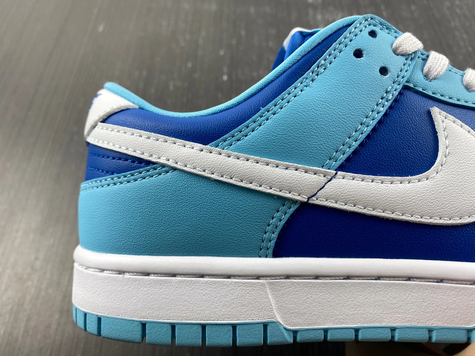 Nike Dunk Low Retro QS Argon (2022)  DM0121-400