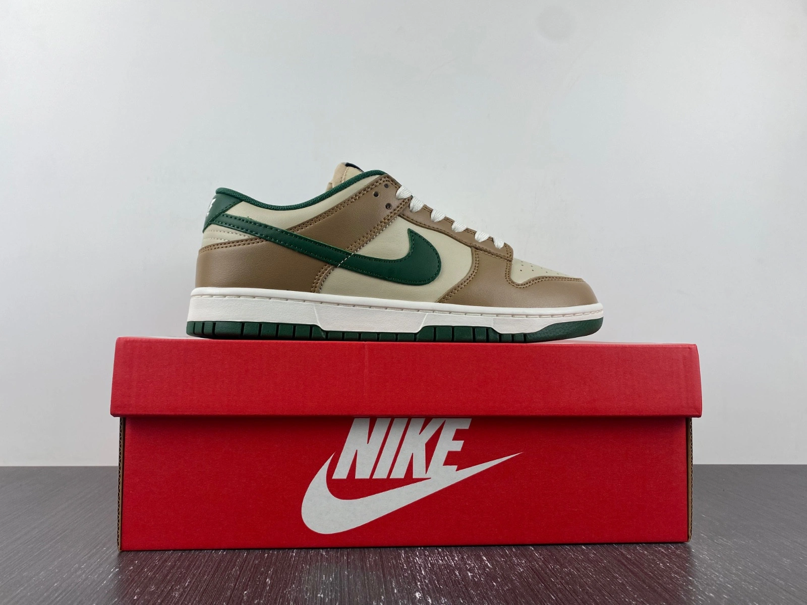 Nike Dunk Low Retro Rattan Gorge Gree FB7160-231