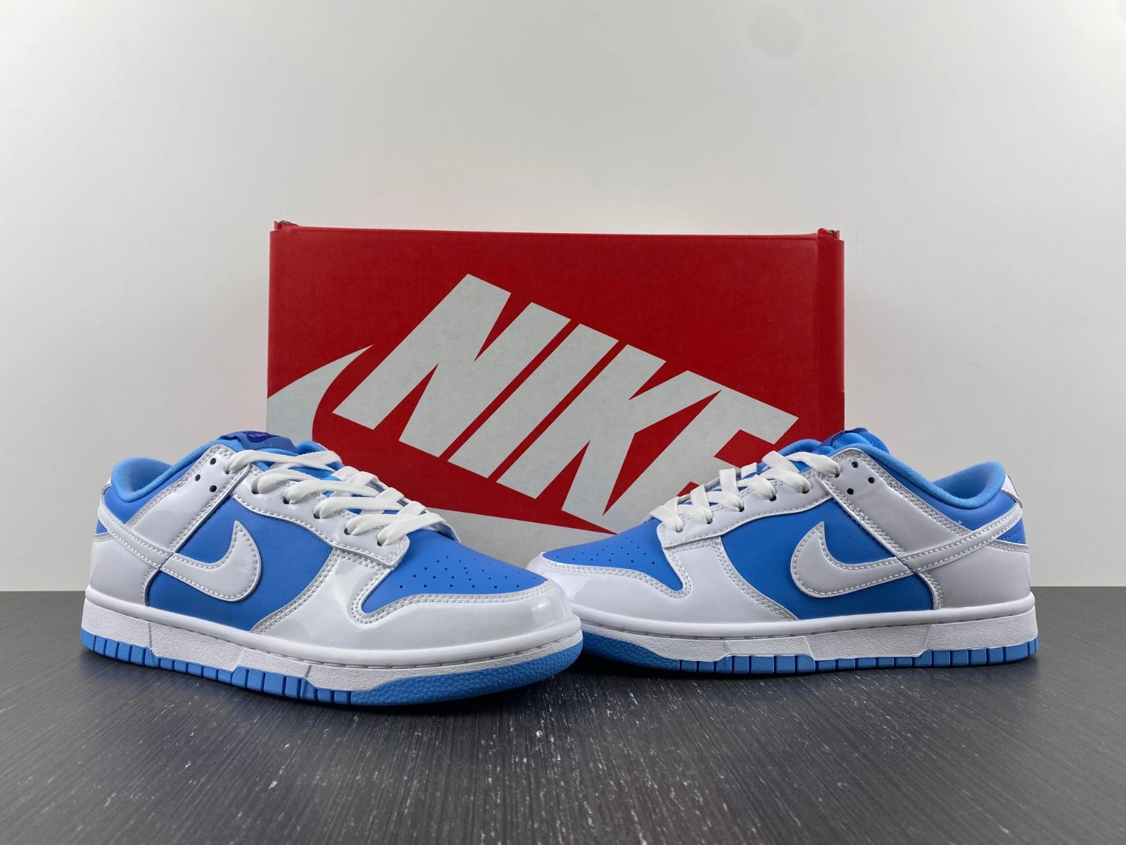 Nike Dunk Low Reverse UNC (W) - DJ9955-101
