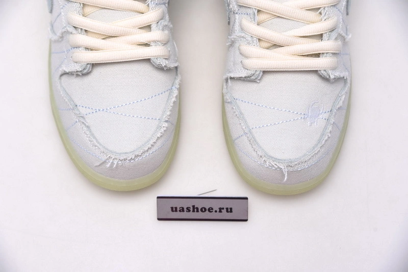 Nike Dunk Low SB 'Mummy'   DM0774 -111