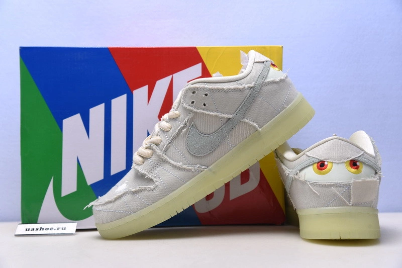Nike Dunk Low SB 'Mummy'   DM0774 -111