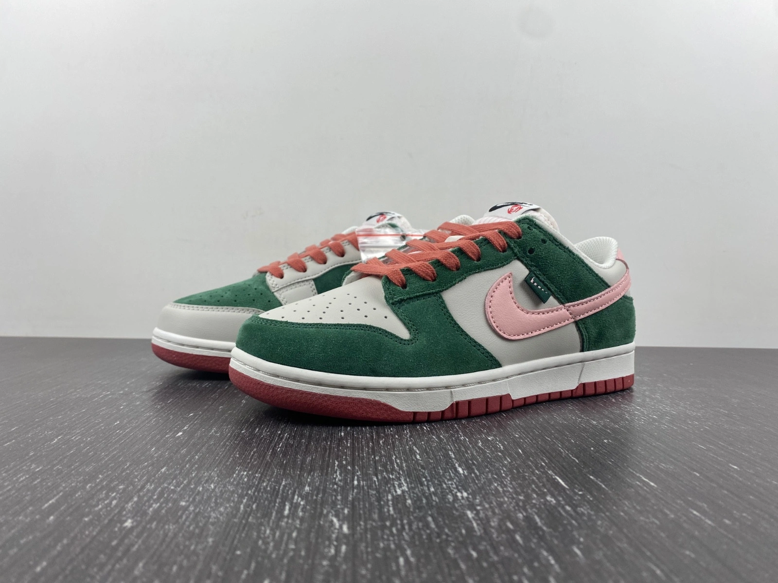 Nike Dunk Low SE All Petals United Fir Green (Women's)  FN8923-061