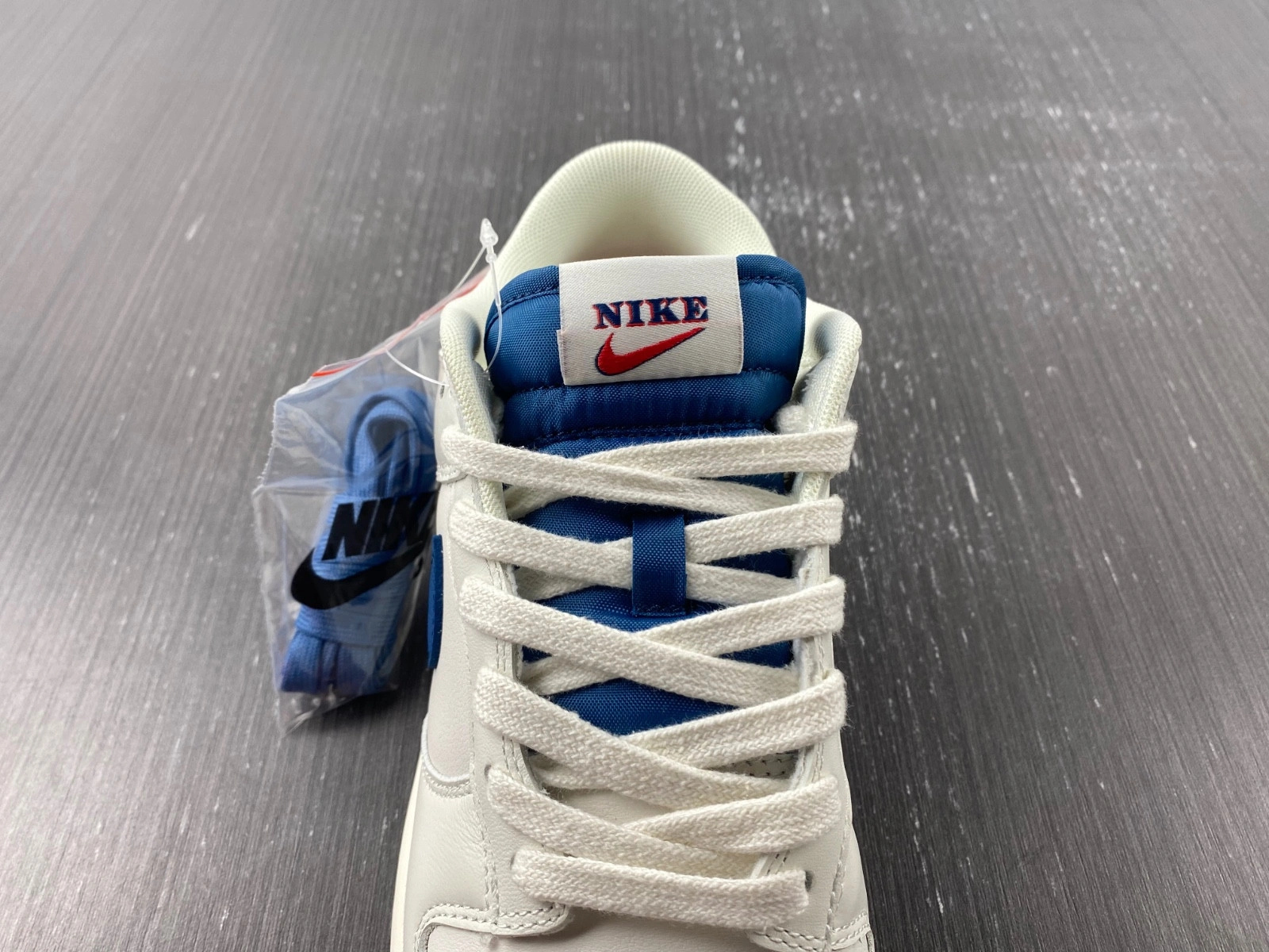 Nike Dunk Low SE Sail Dark Marina Blue  DX3198-133