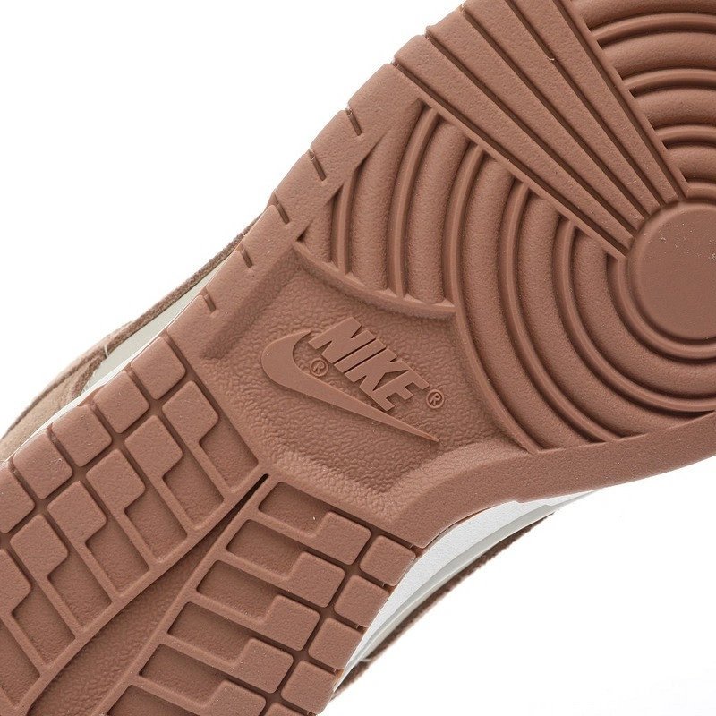 Nike Dunk Low SE Sand Drift (Women's) - FD0873-126