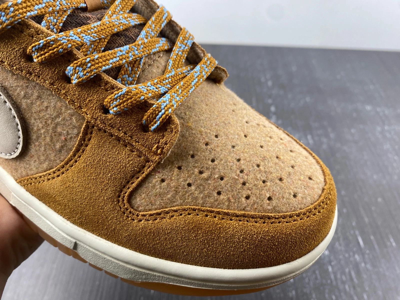 Nike Dunk Low SE Teddy Bear Parline  DZ5350-288