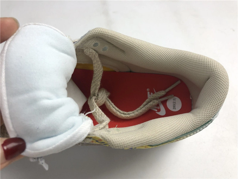 Nike Dunk Low SP “Thank You For Caring”  DA6125-900