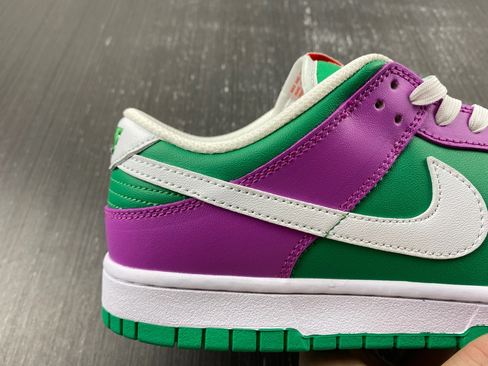 Nike Dunk Low Stadium Green Fuchsia (Women's)  FD9924-311