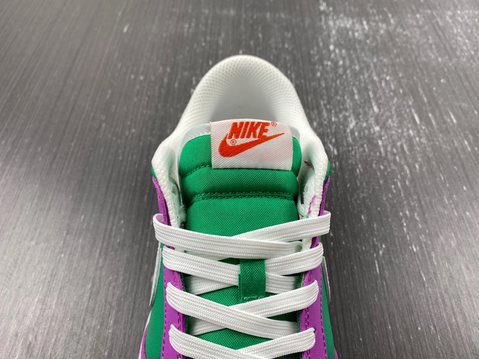 Nike Dunk Low Stadium Green Fuchsia (Women's)  FD9924-311