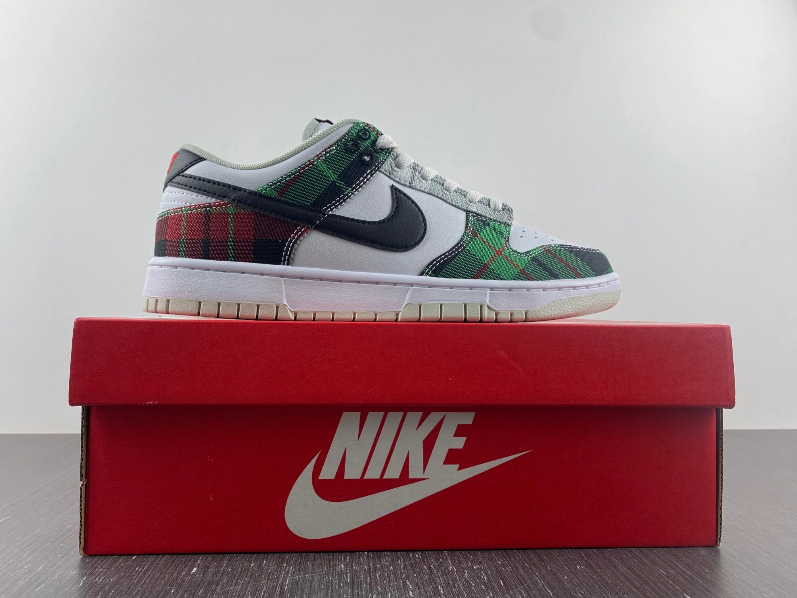 Nike Dunk Low Tartan Plaid - DV0827-100