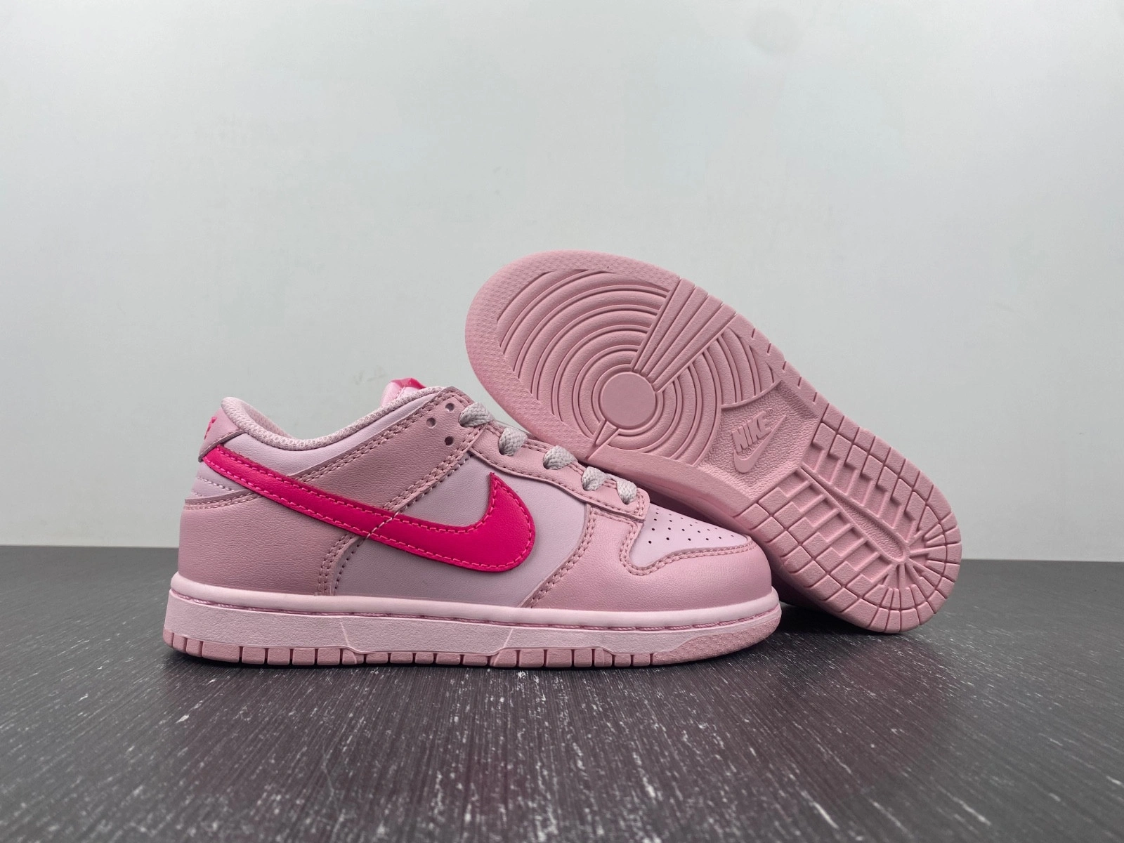 Nike Dunk Low Triple Pink (PS) Kids' - DH9756-600