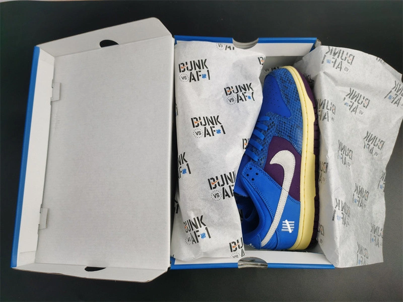 Nike Dunk Low UNDEFEATED 5 On It Dunk vs. AF1 - DH6508-400