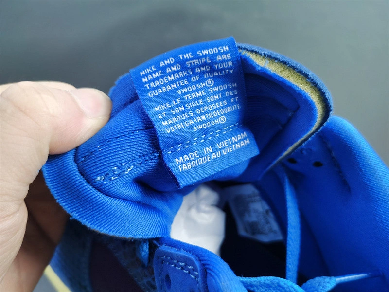 Nike Dunk Low UNDEFEATED 5 On It Dunk vs. AF1 - DH6508-400