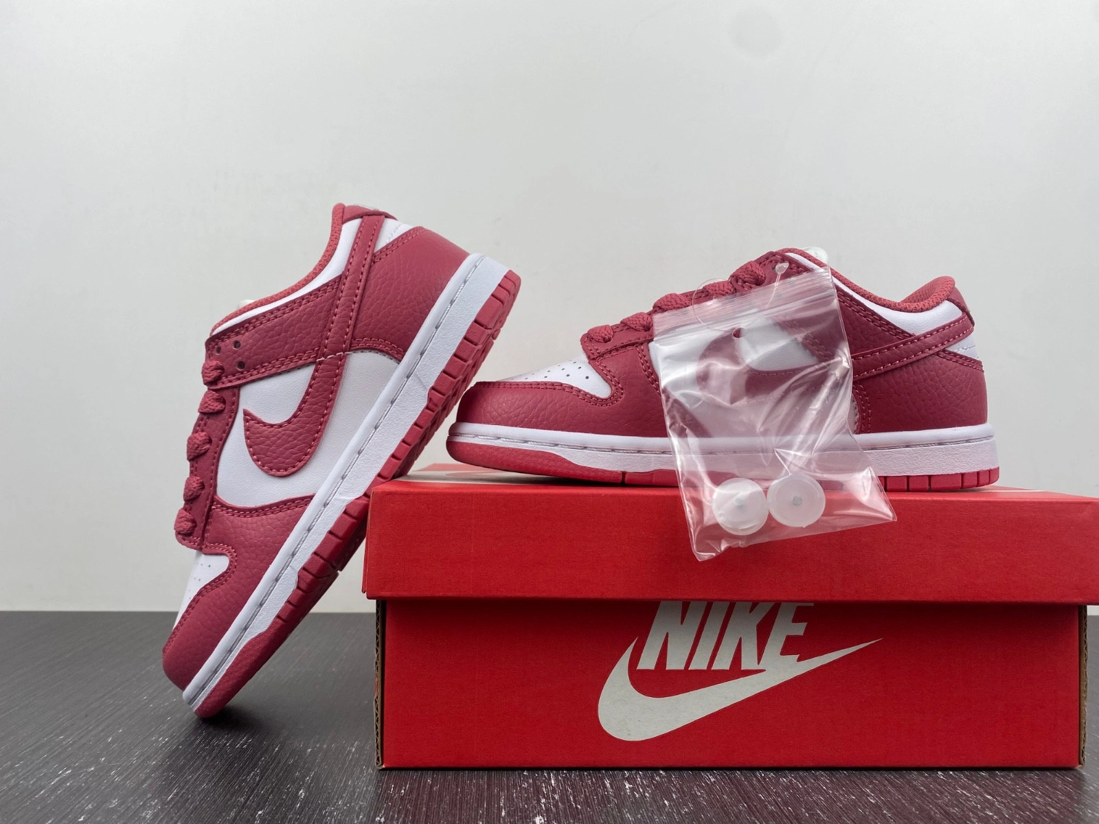 Nike Dunk Low White Gypsy Rose (PS) Kids' - DC9564-111