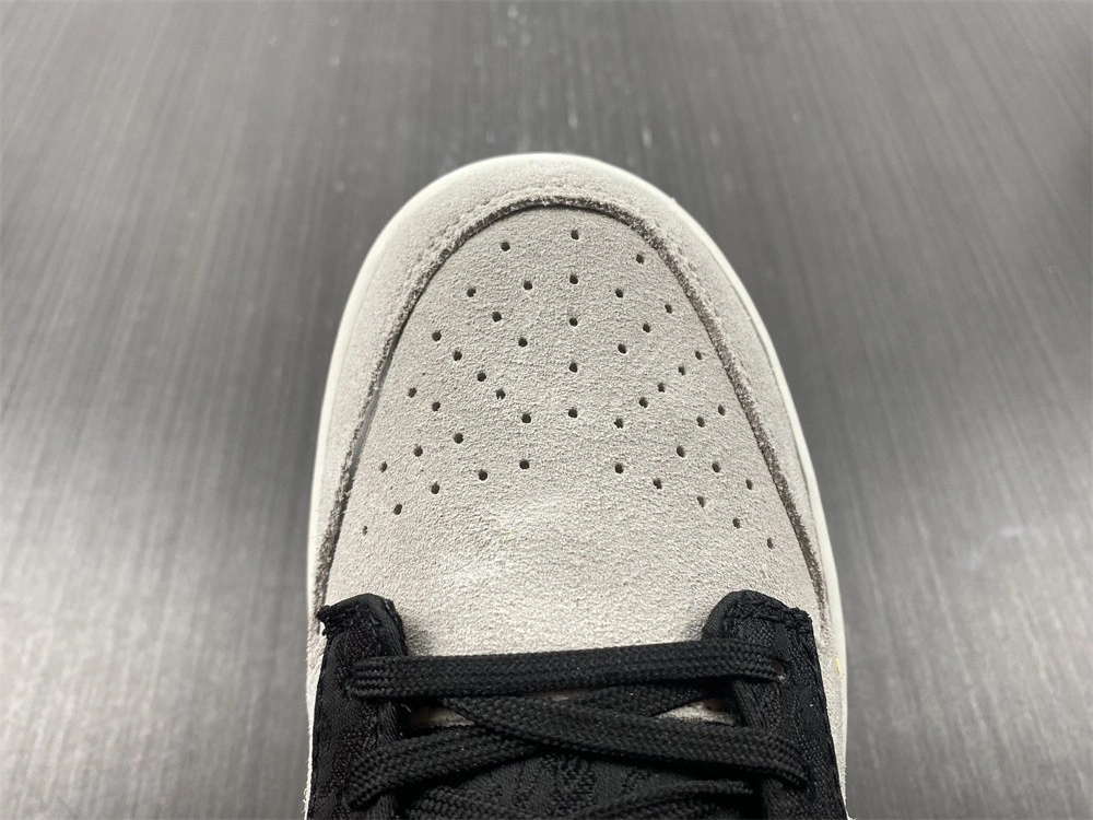 Nike Dunk Low Year of the Tiger (2022) (GS)  DQ5351-001