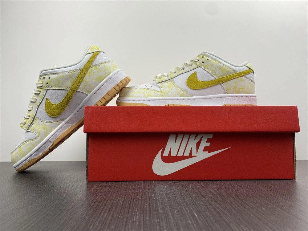 Nike Dunk Low 