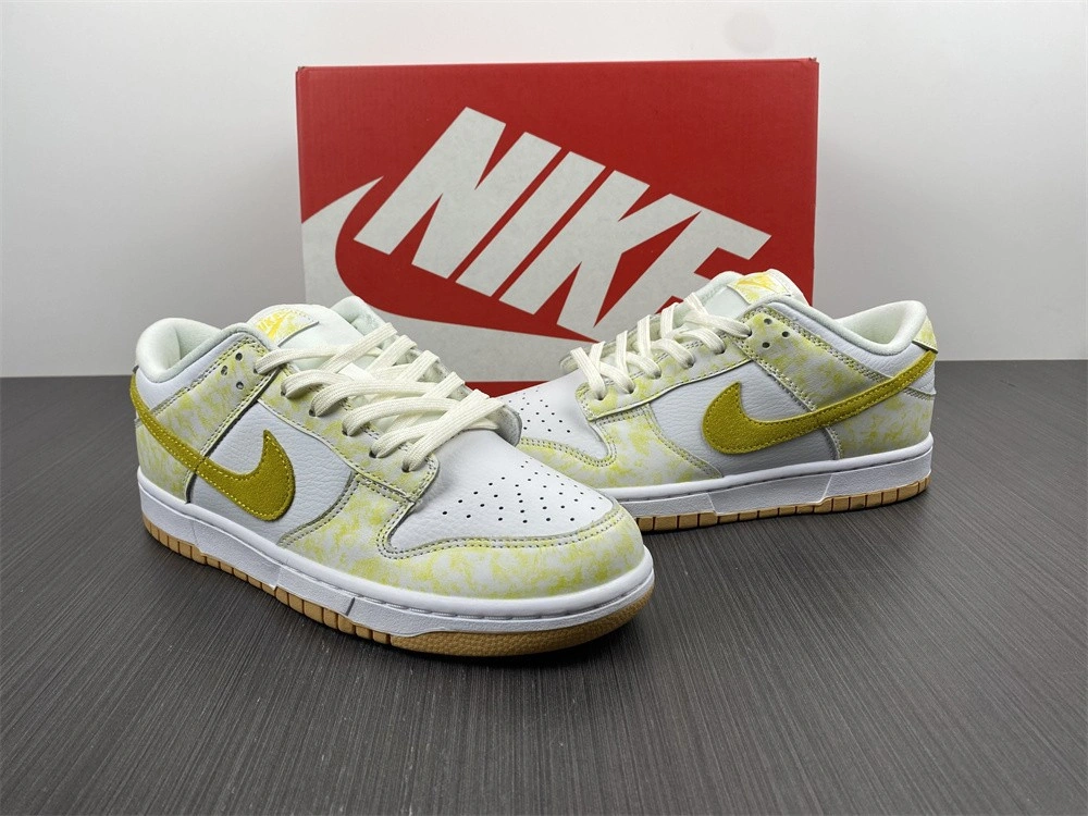Nike Dunk Low 
