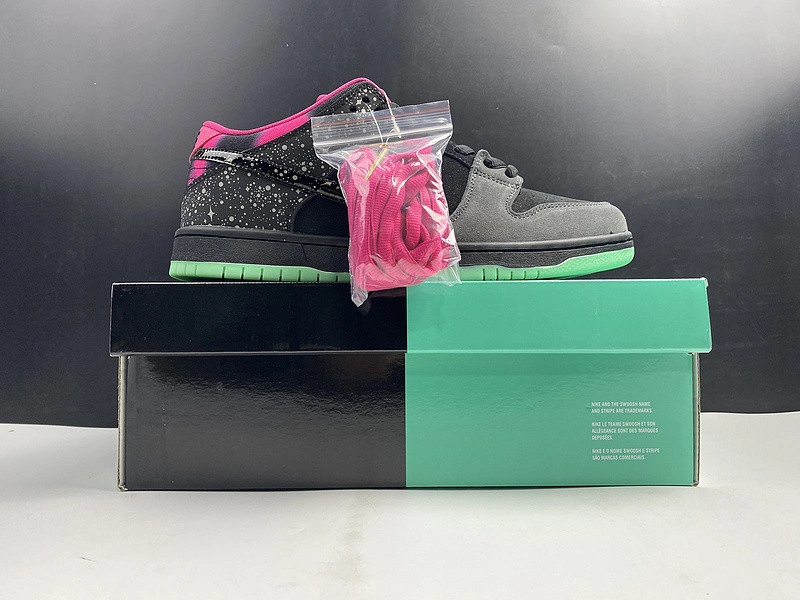 Nike Dunk SB Low Premier 