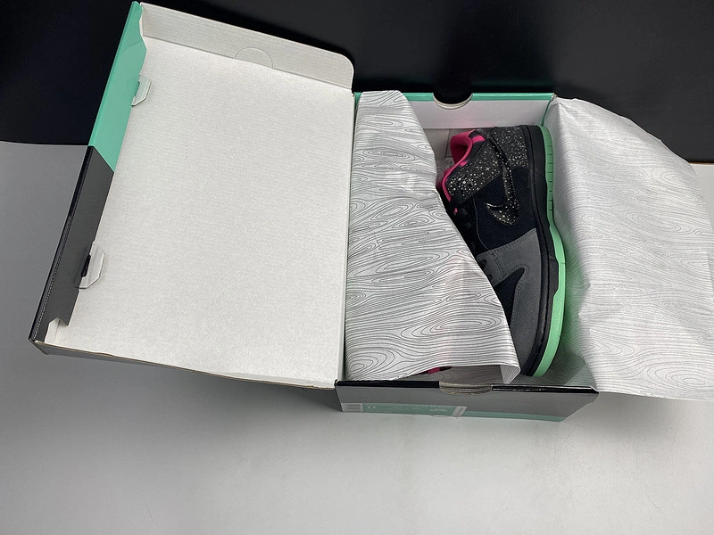 Nike Dunk SB Low Premier 