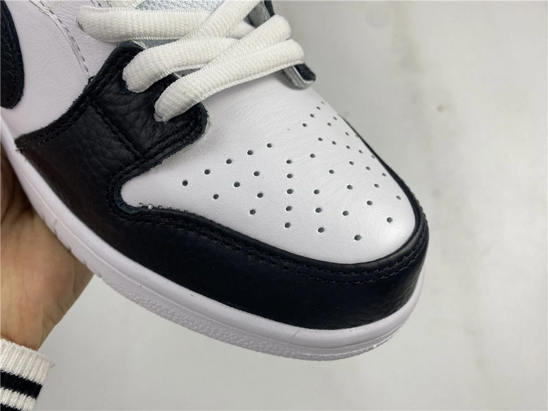 Nike Dunk SB Low “Yin Yang”  313170-023