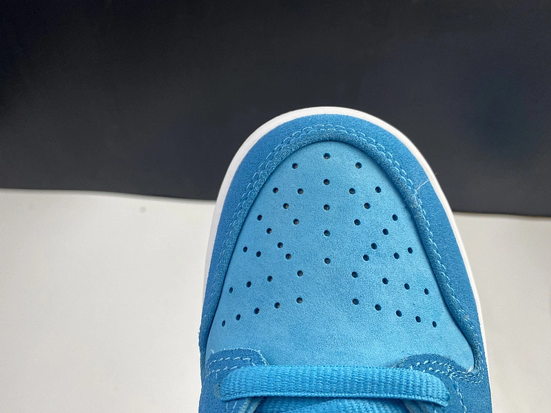 Nike Dunk SB Low “Blue Fury” BQ6817-400